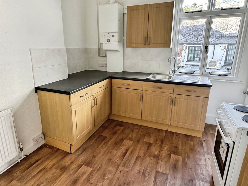 Flat The Strand in Teignbridge