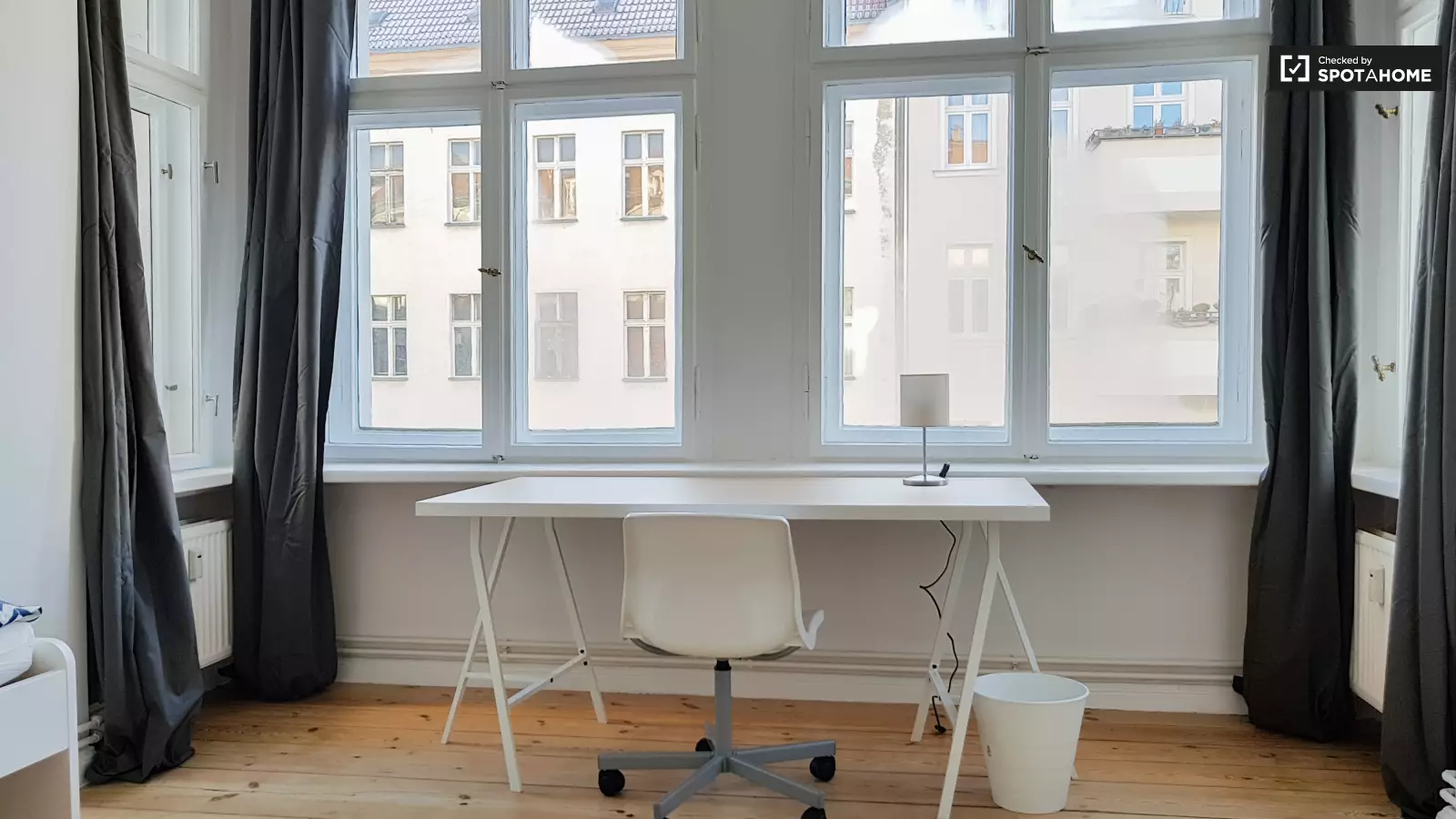 Wohnung Hohenzollerndamm in Berlin