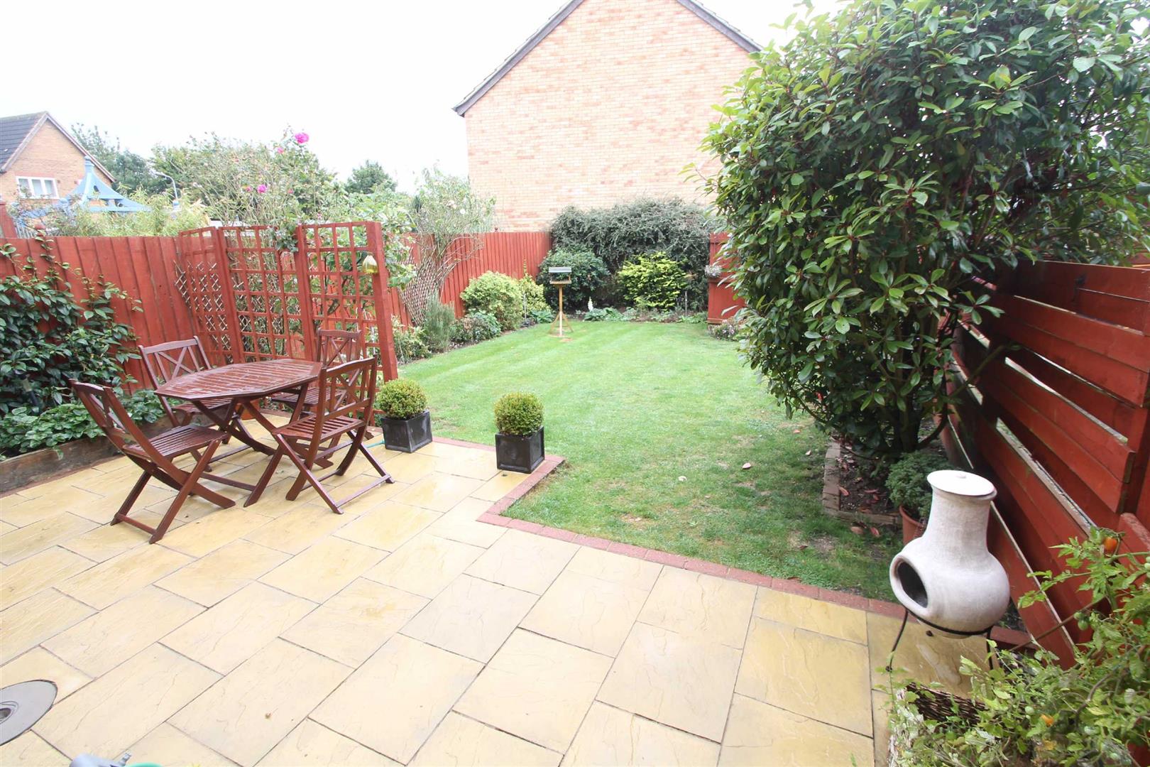 House Sorrell Drive in Newport Pagnell