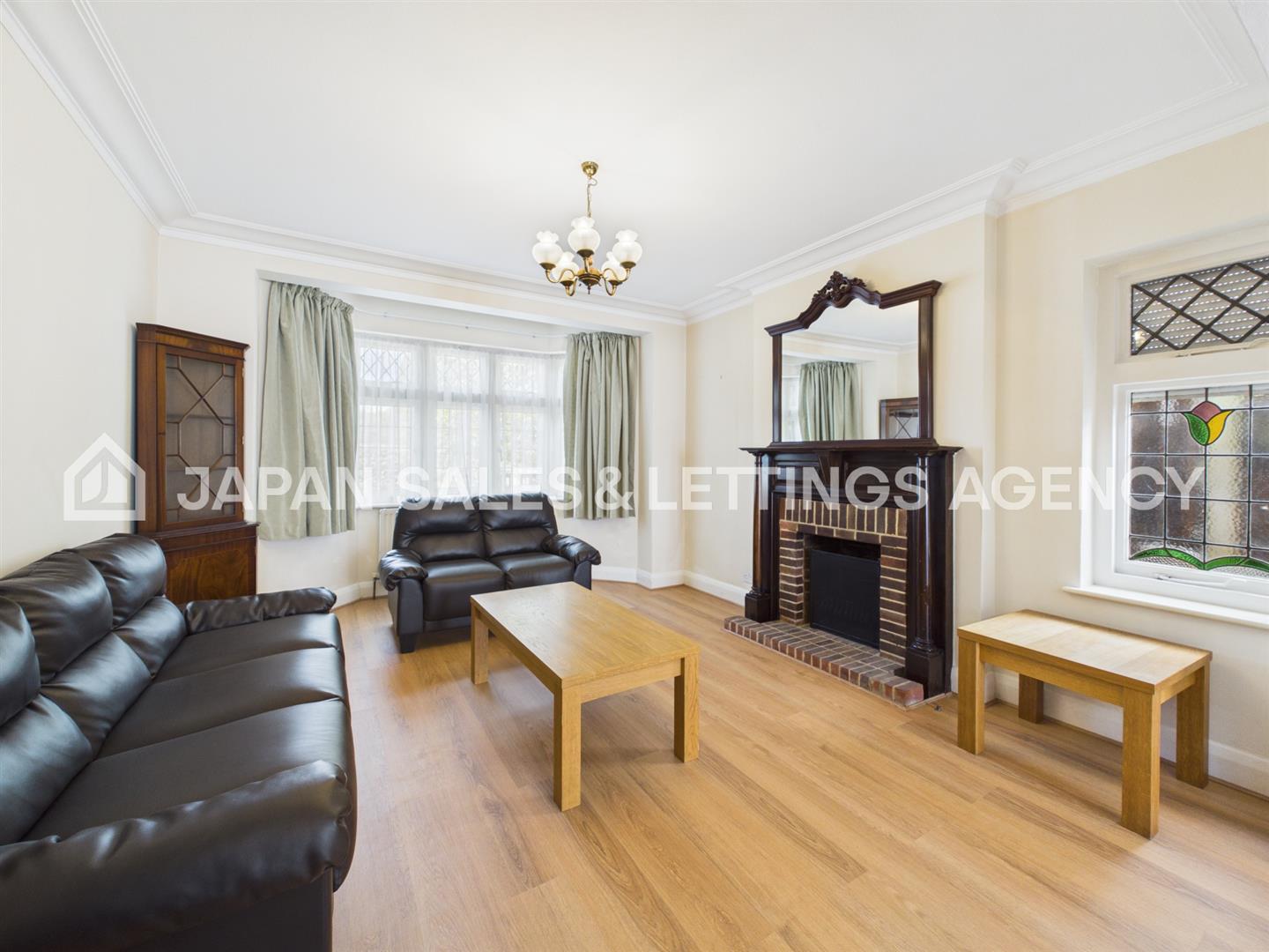 House Links Road in Greater London