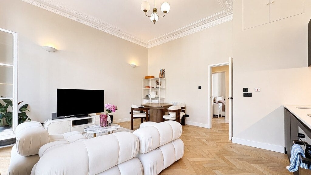 Flat Redcliffe Place in Greater London