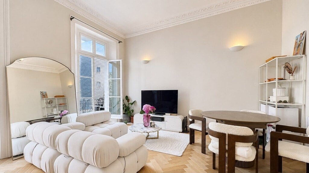 Flat Redcliffe Place in Greater London