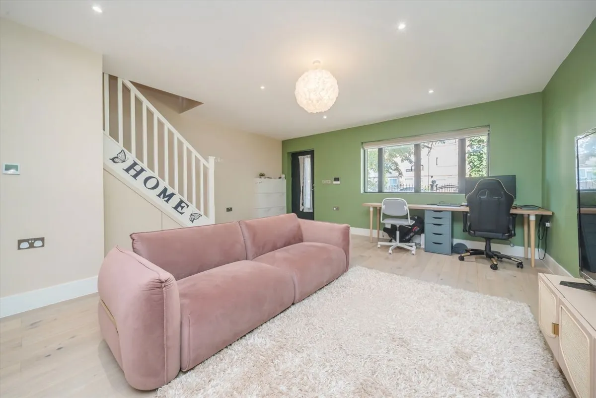 House Golden Manor in Greater London