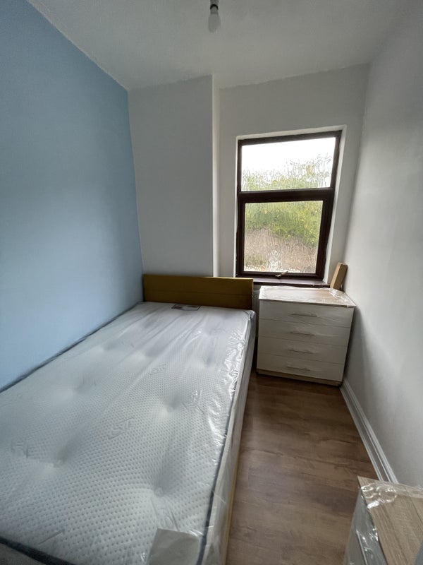 Room Slaney Street in Newcastle-under-Lyme