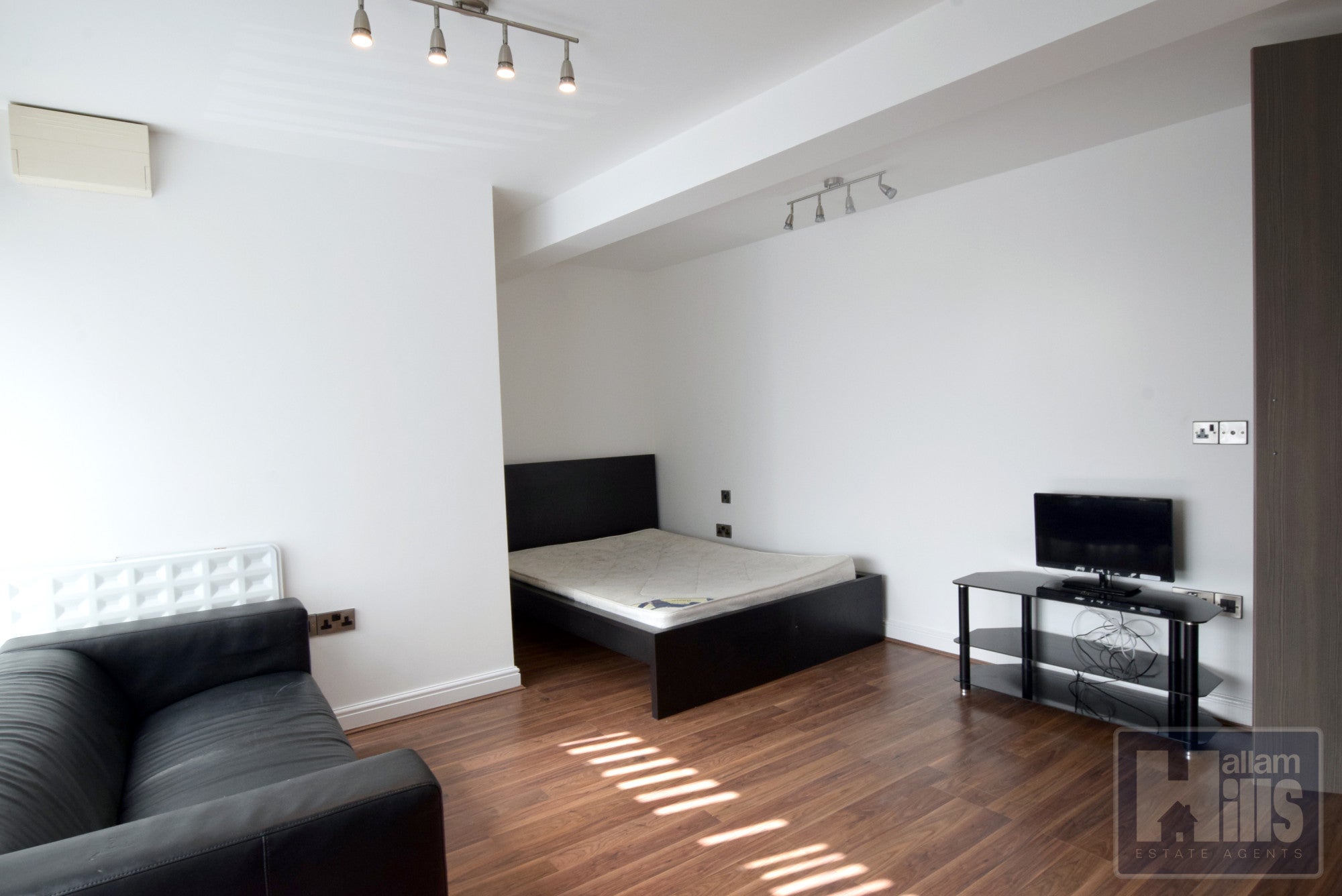 Flat Sidney Street in Sheffield