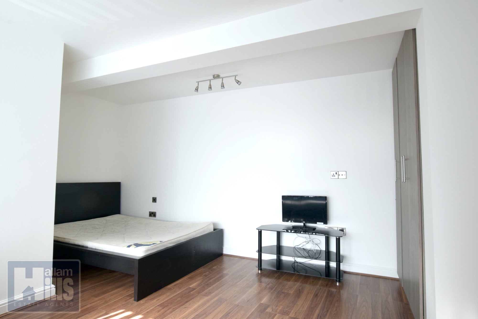 Flat Sidney Street in Sheffield