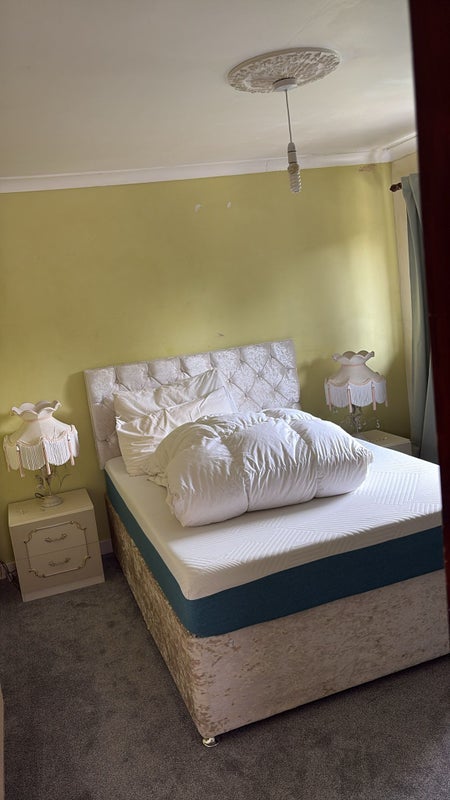 Room Menai Way in Cardiff