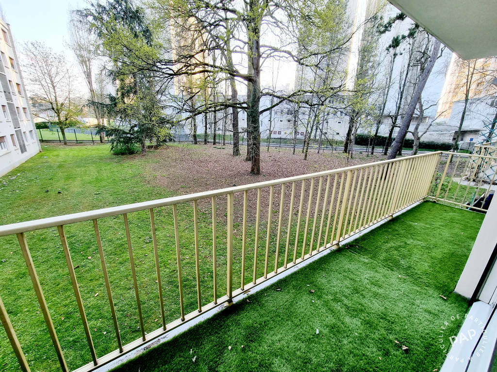 Flat Rue Père André Jarlan in Évry