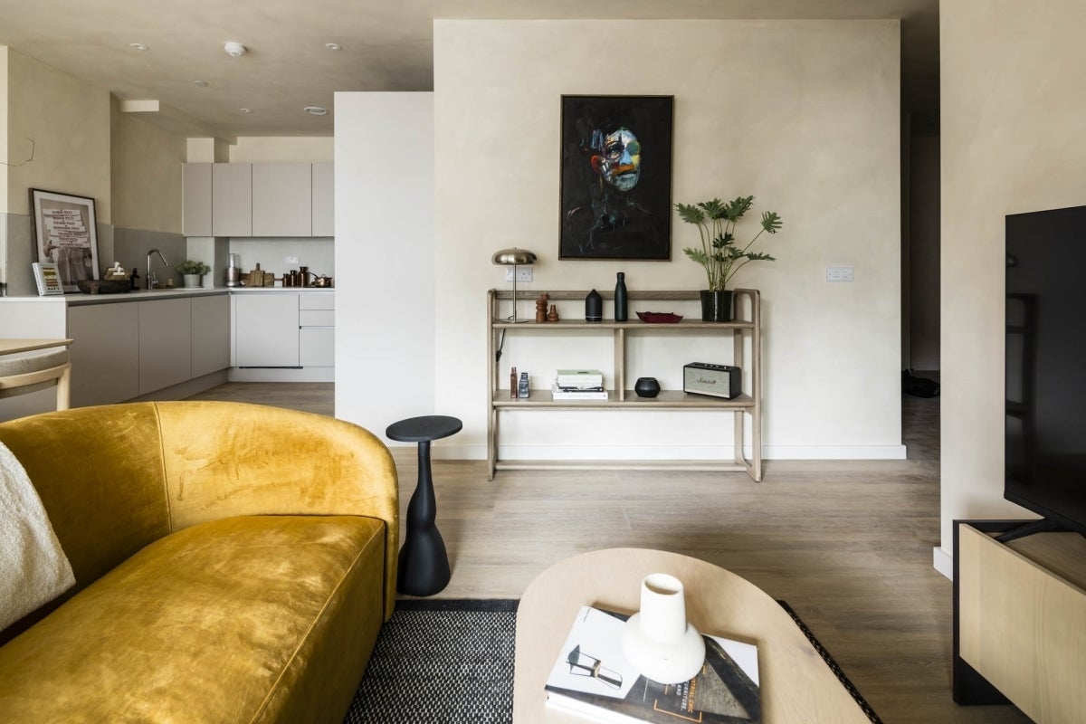 Flat Clayton Road in Greater London