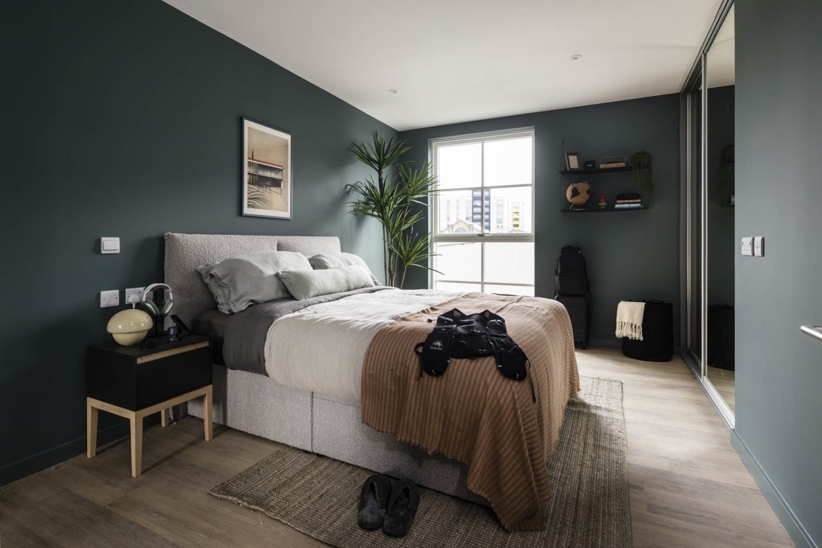 Flat Clayton Road in Greater London