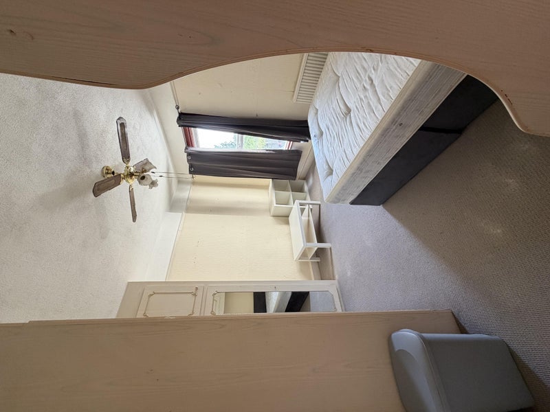 Room Beecroft Road in Greater London