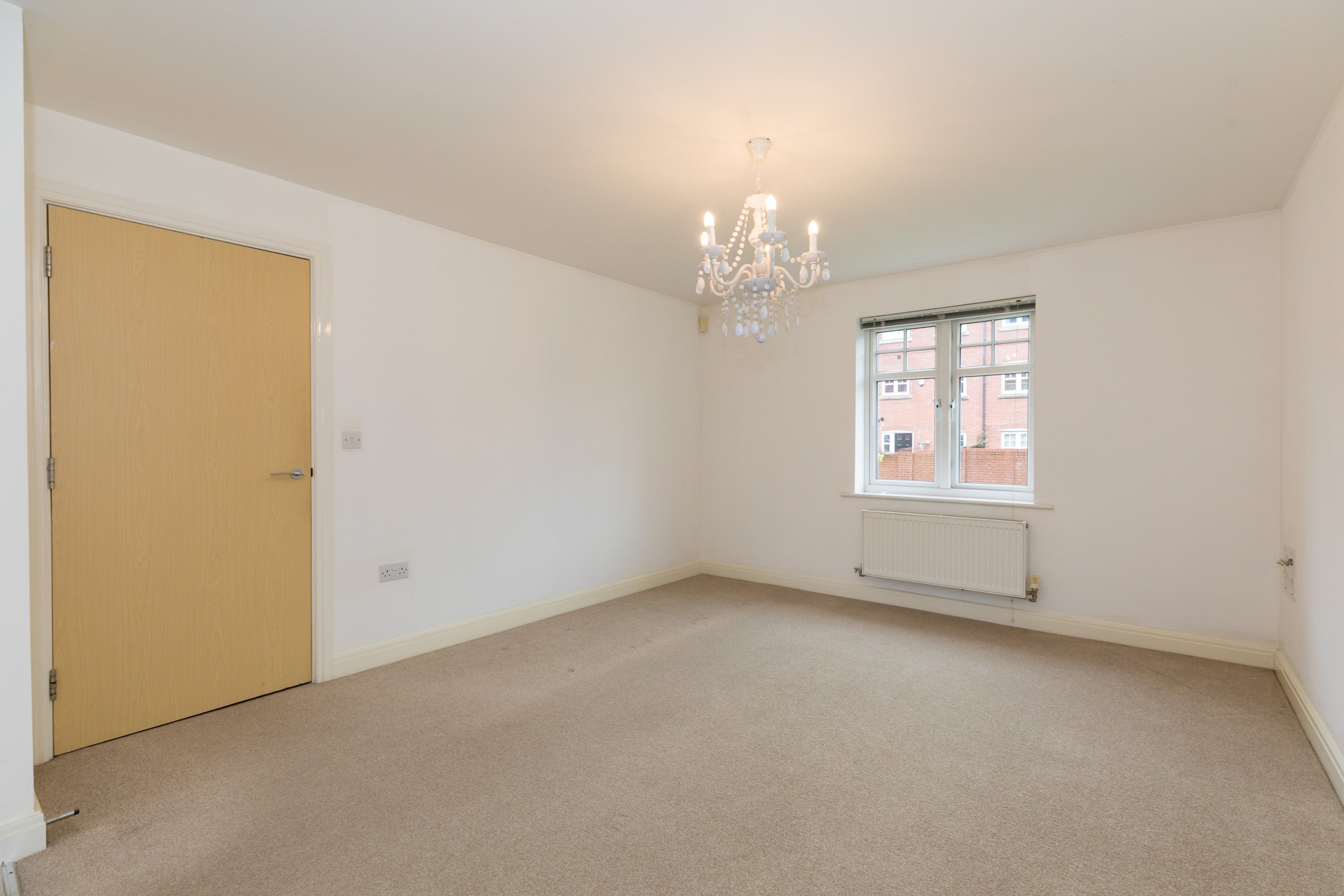 Flat Alden Close in Worthington