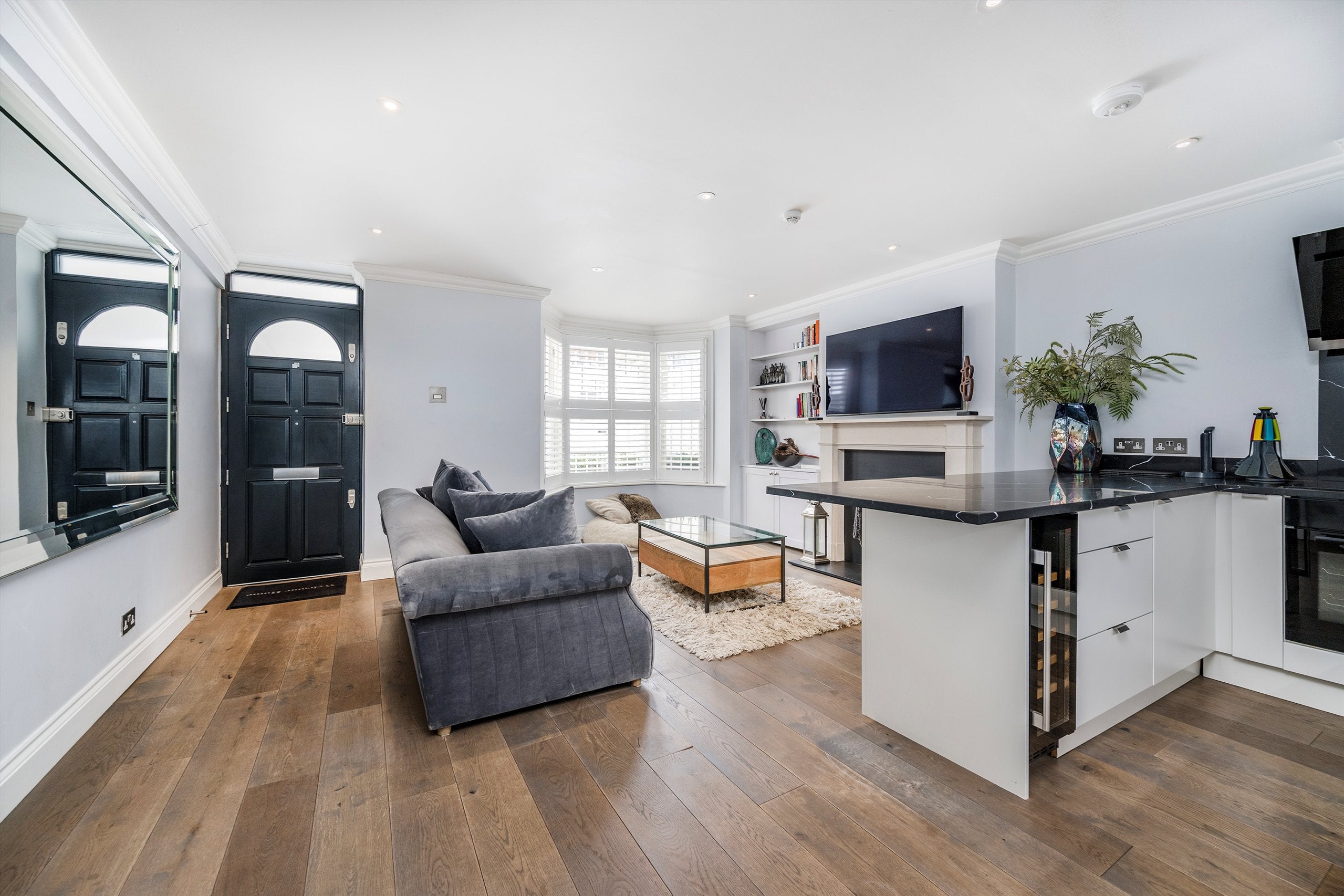 Flat Burnaby Street in Greater London