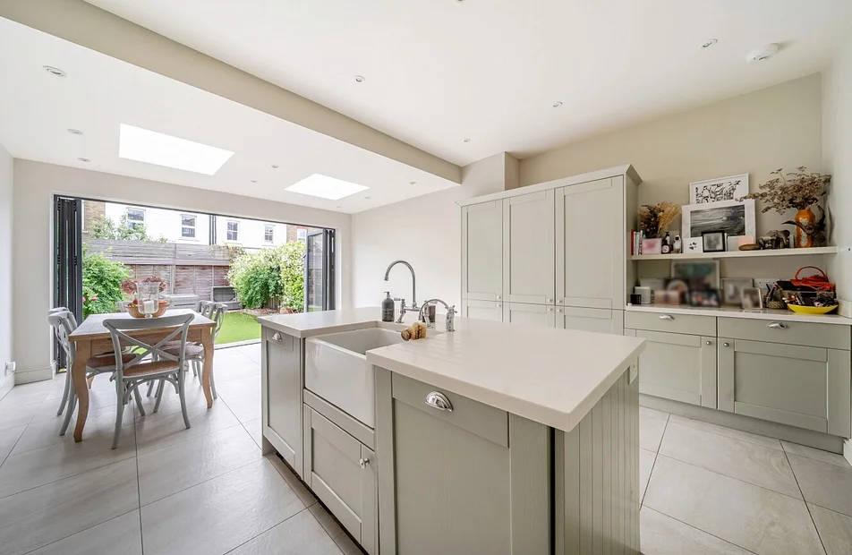 Flat Freshford Street in Greater London
