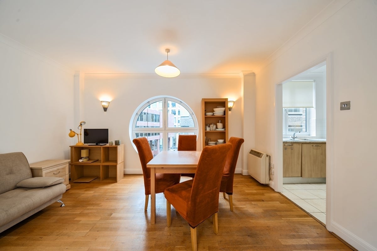 Flat Botolph Lane in City of London