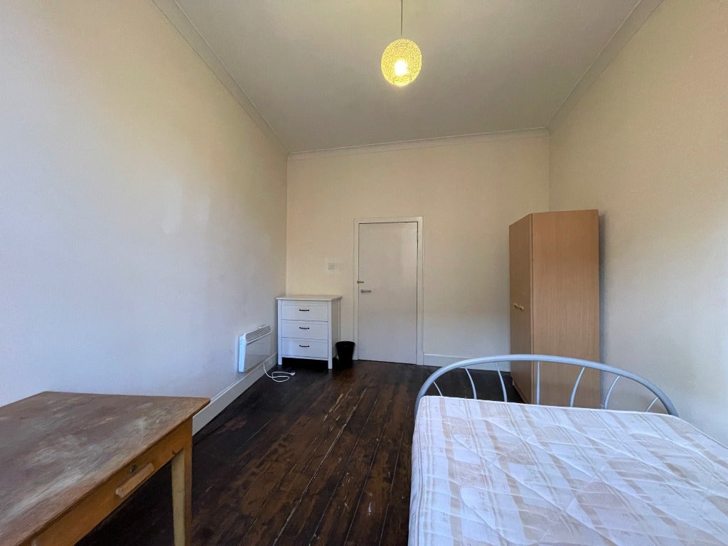 Flat Sauchiehall Street in Glasgow