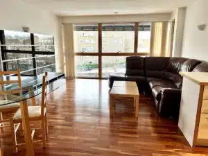 Flat Poole Street in Greater London
