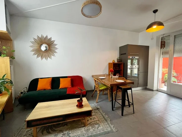 Flat Cours Docteur Jean Damidot in Villeurbanne