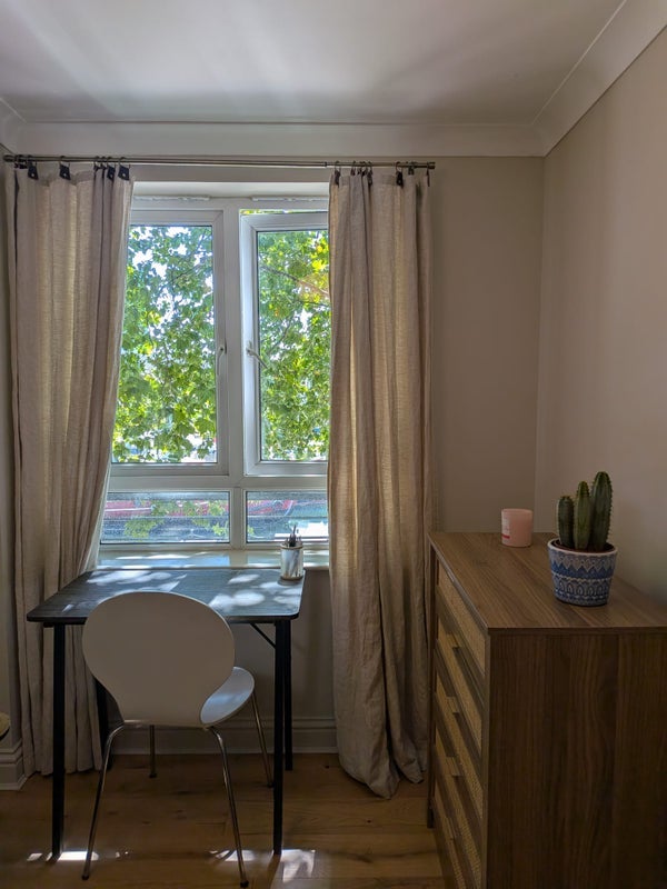 Room Rope Street in Greater London