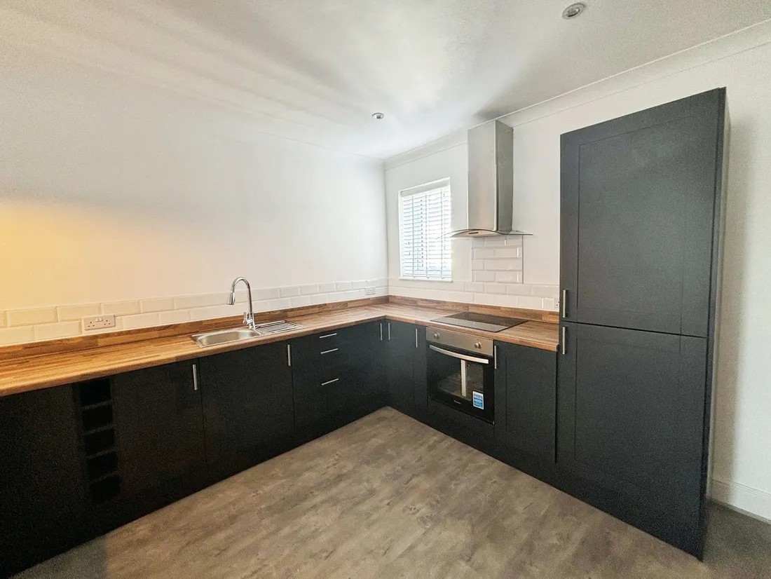 Flat Newlands Street in Barry