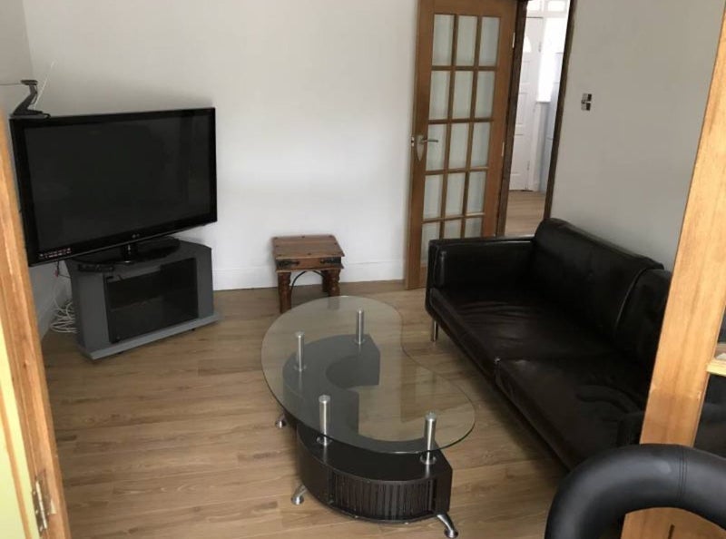 Room New Park Avenue in Greater London