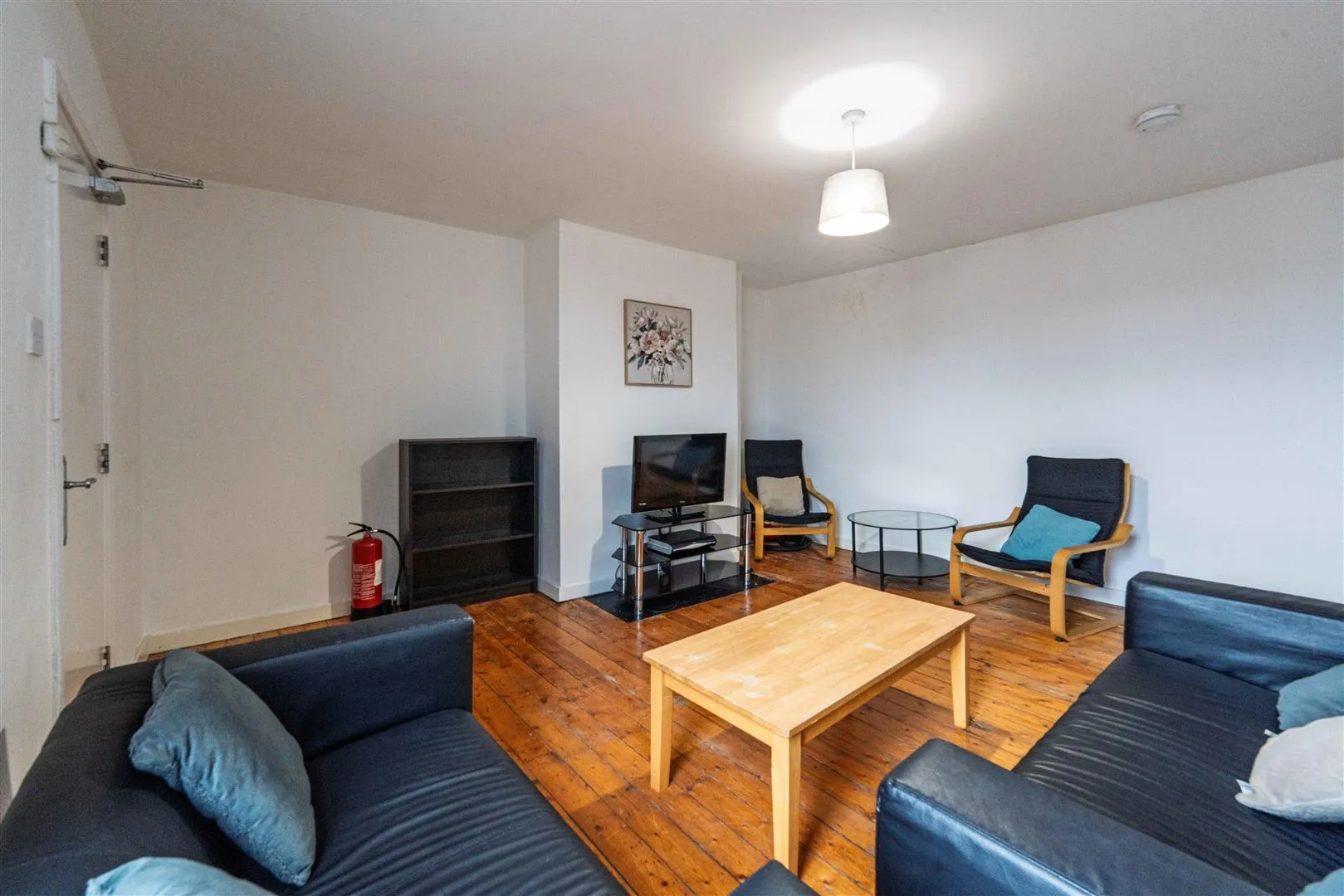 Flat Chillingham Road in Newcastle upon Tyne