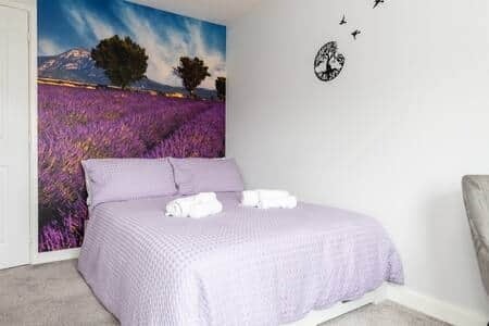 Room Latchet Lane in Upton