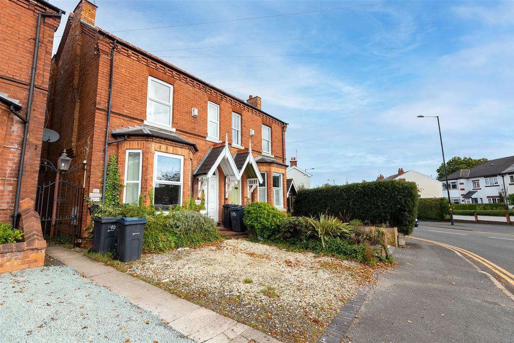 Flat Greenfield Road in Birmingham