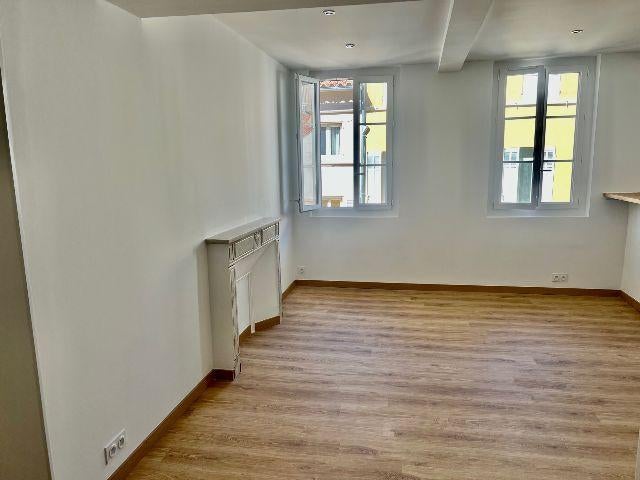 Flat Rue Glandeves in Cuges-les-Pins
