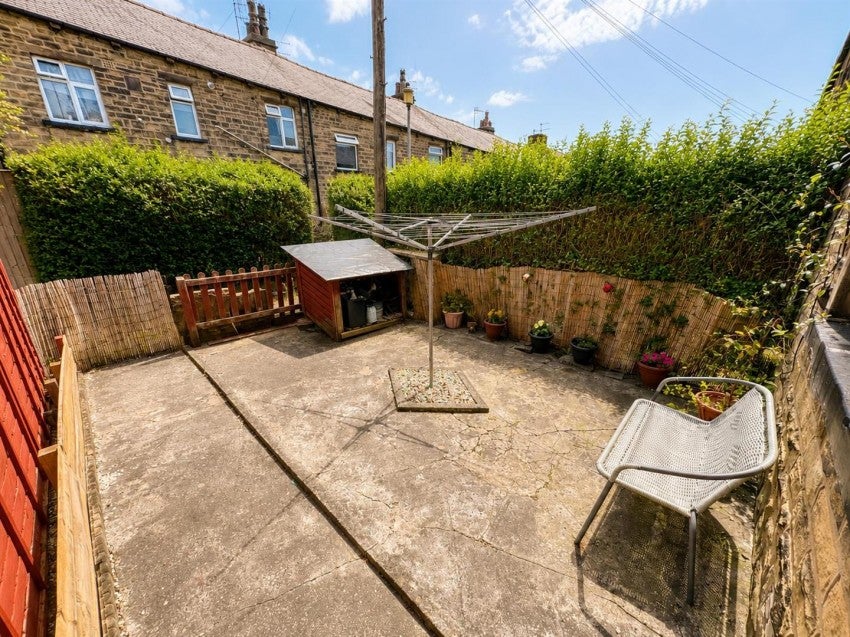 House Compeigne Avenue in Bradford