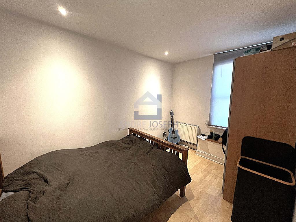 Flat Clapham Common South Side in Greater London