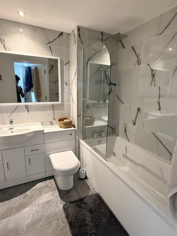 Room Crampton Street in Greater London