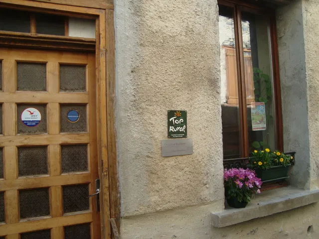 Room Route de la Boulzane in Montfort-sur-Boulzane