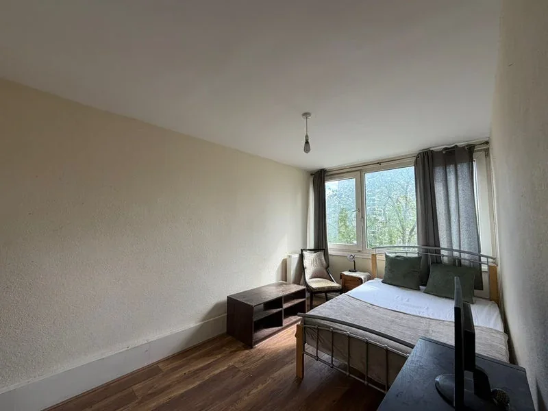 Room Sherfield Gardens in Greater London