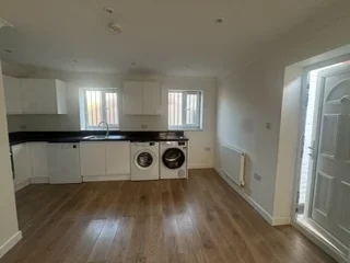 Flat Kingsley Road in Greater London