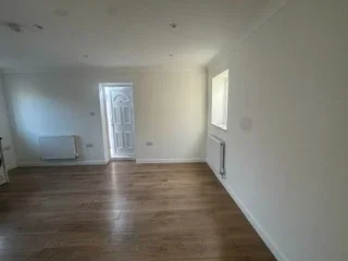 Flat Kingsley Road in Greater London