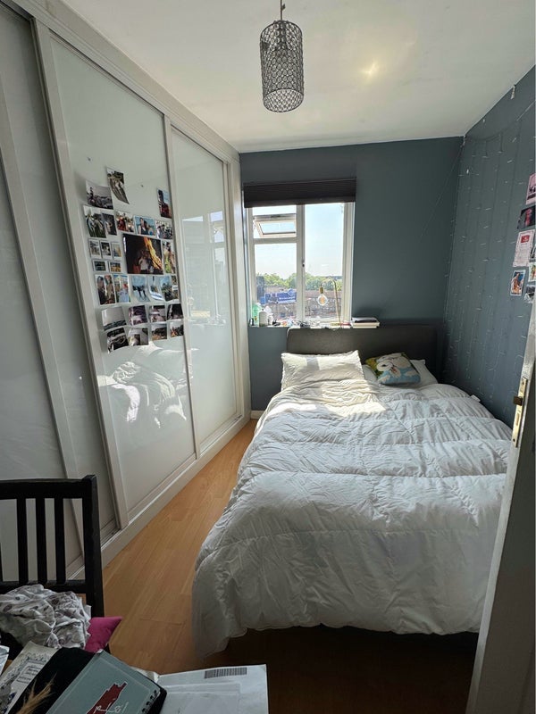 Room Lambeth Road in Greater London