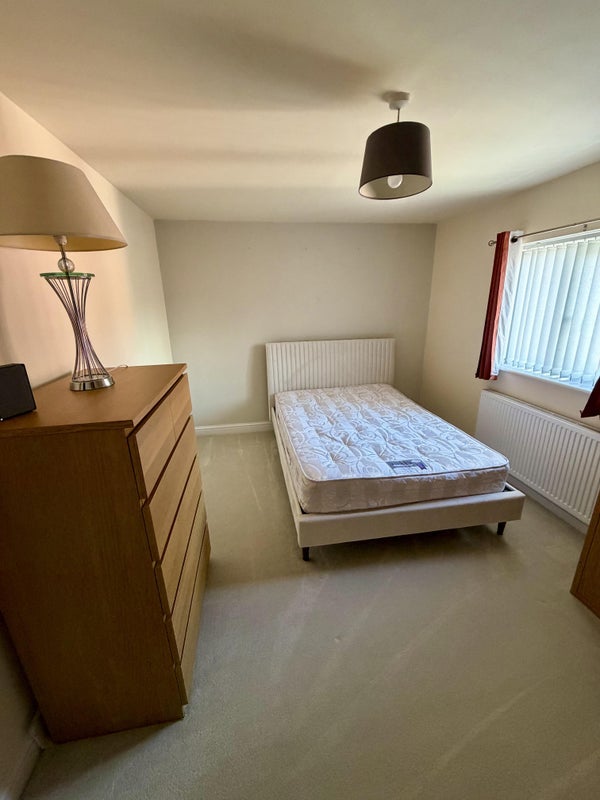 Room Delahays Range in Manchester