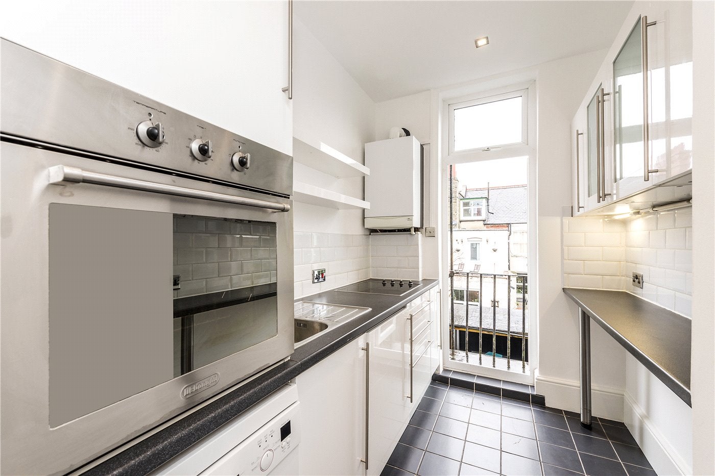 Flat Lydhurst Avenue in Greater London