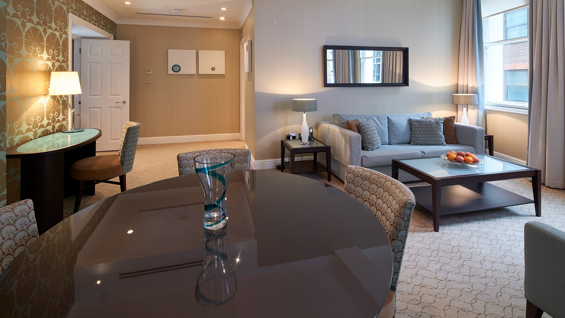 Flat Watling Street in City of London