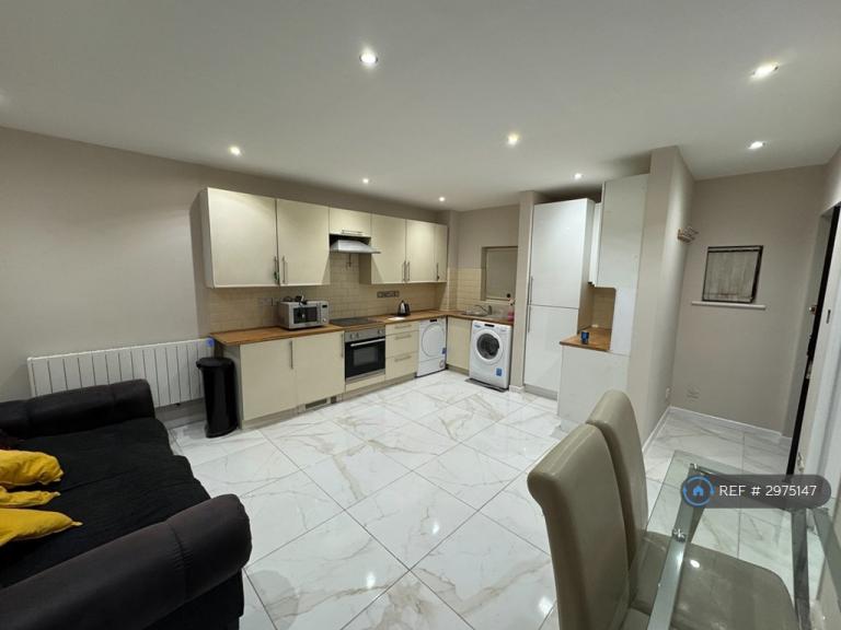 Flat Ditton Lane in Cambridge