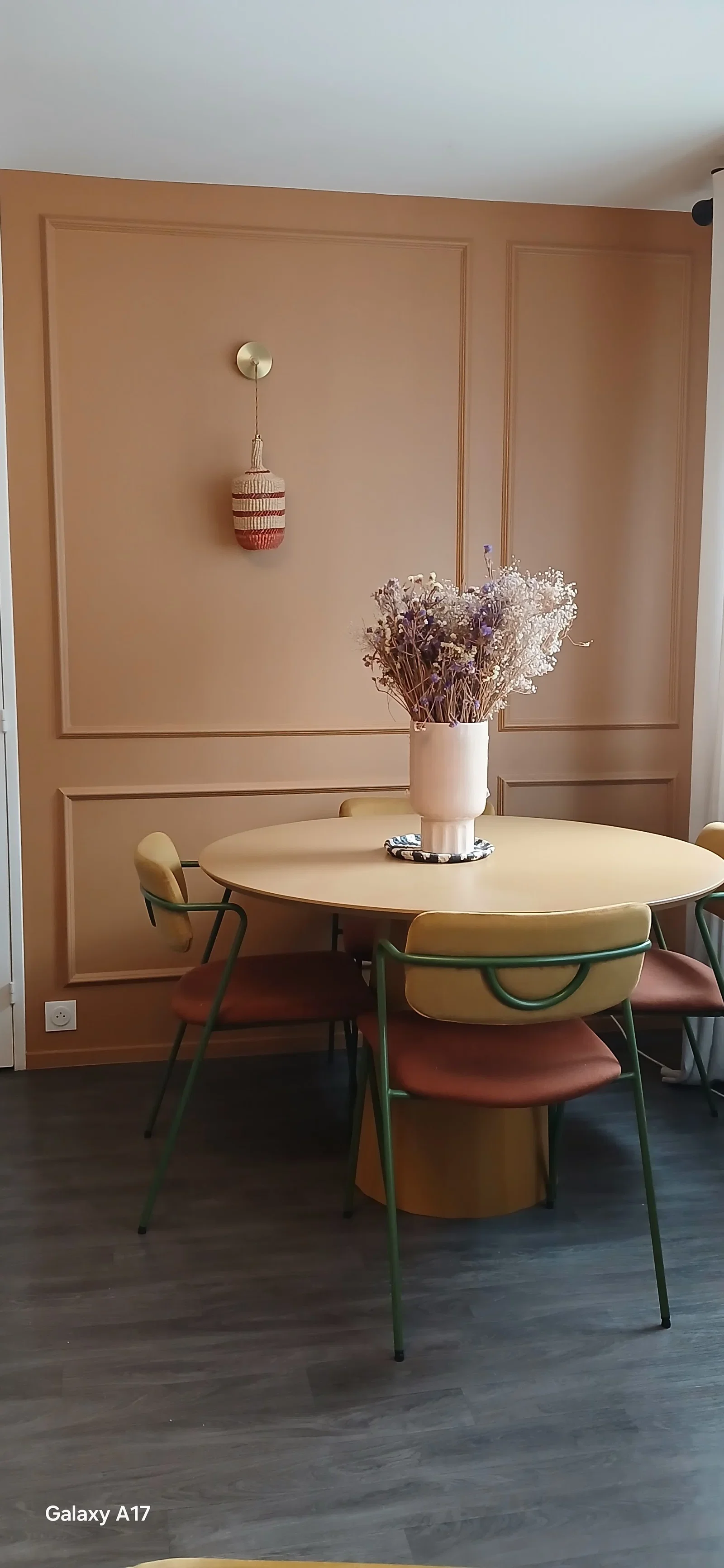 Chambre Rue de Belleville à Paris