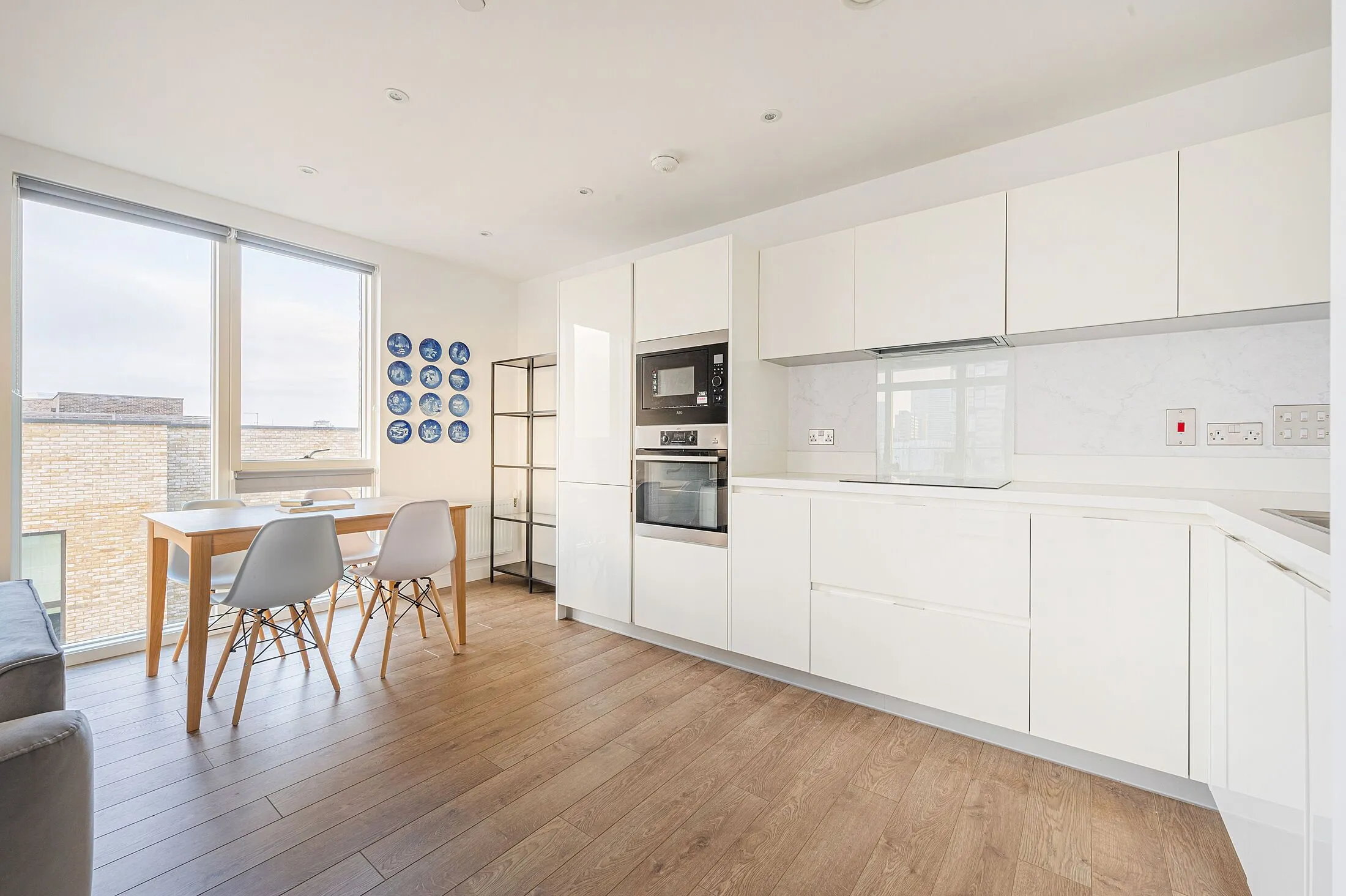 Flat Madeira Street in Greater London