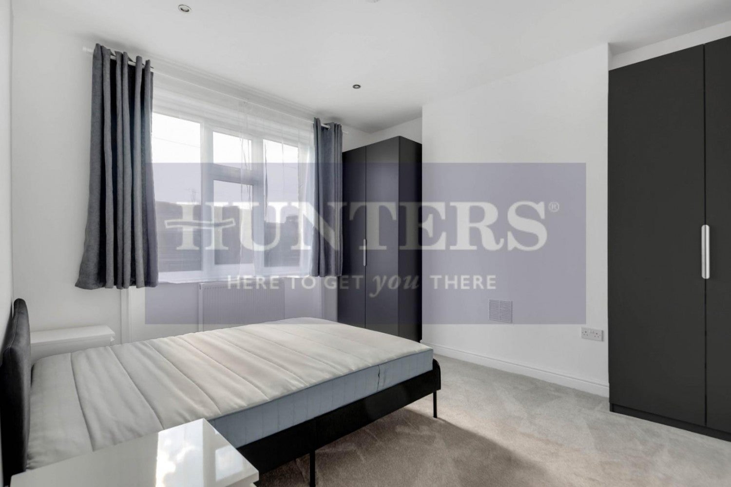 Flat Sumatra Road in Greater London