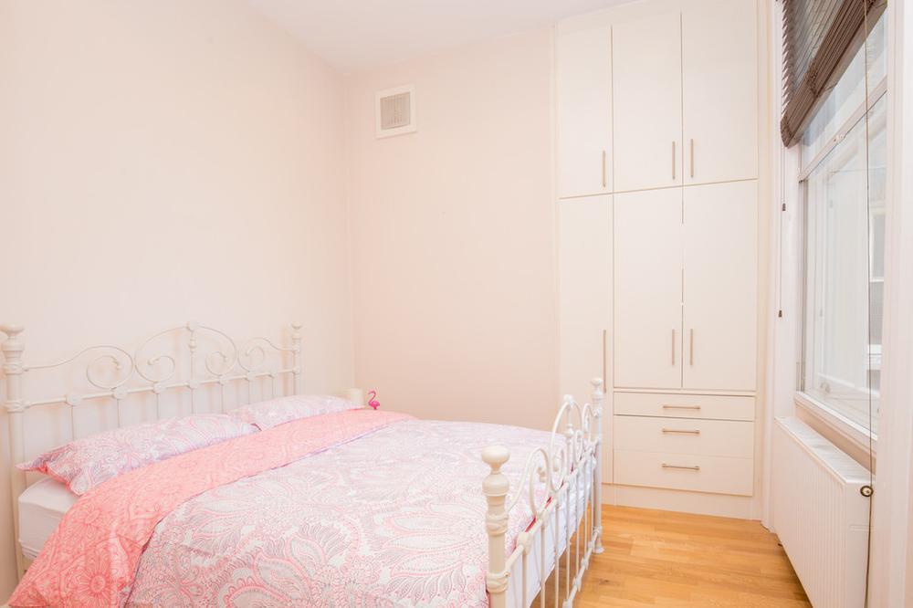Flat Allsop Place in City of Westminster