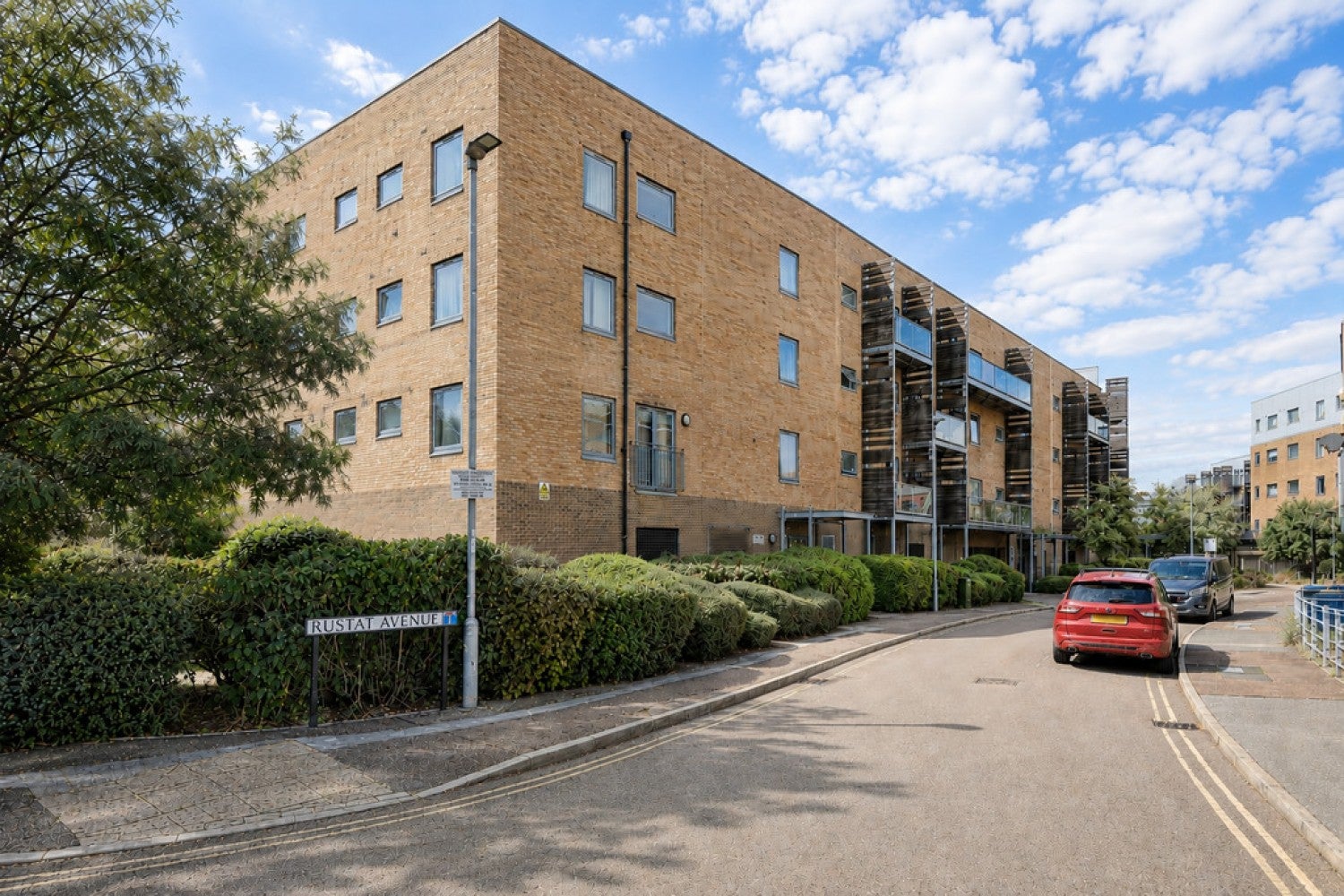 Flat Rustat Avenue in Cambridge