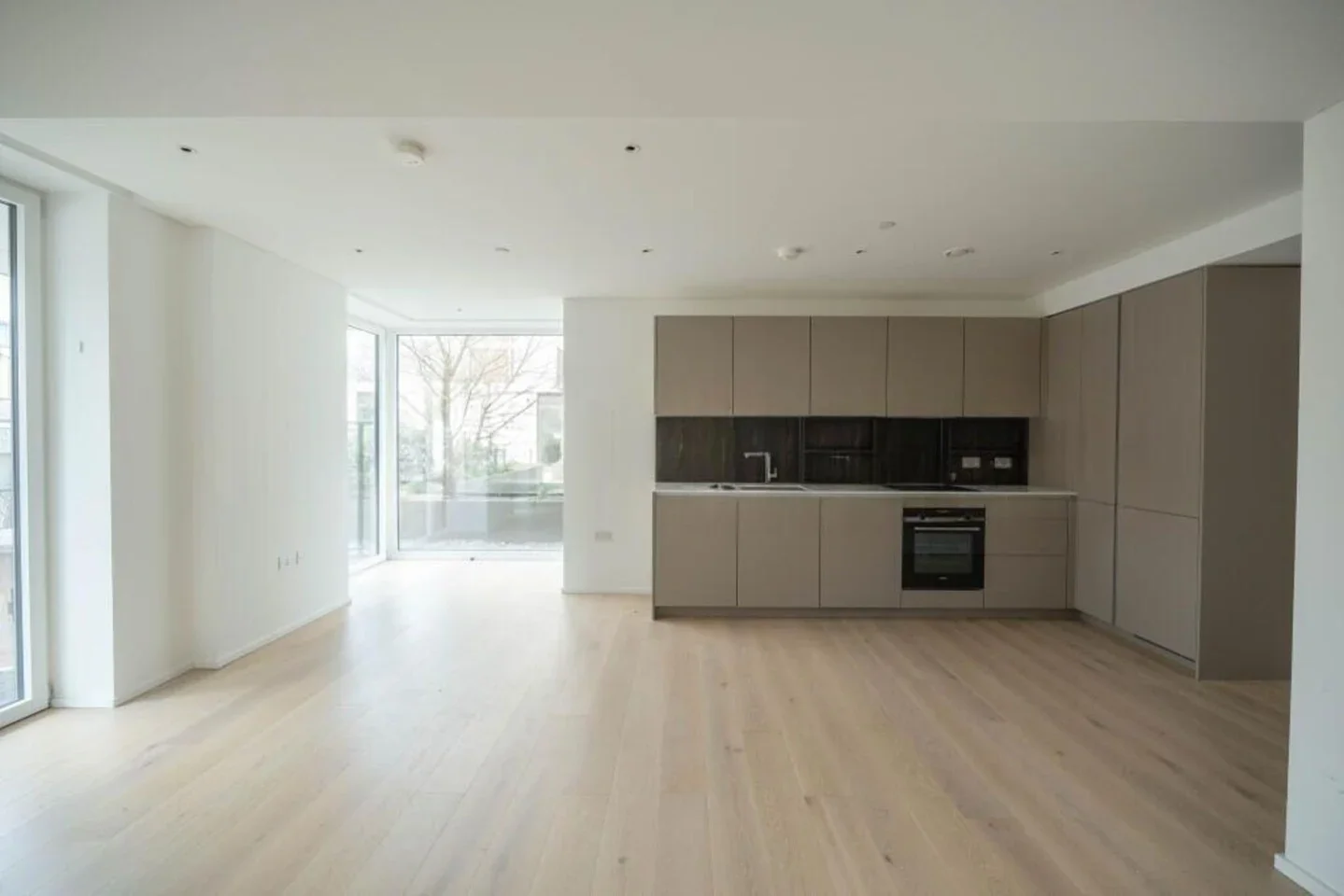 Flat York Place in Greater London
