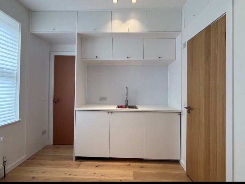 Room Grand Drive in Greater London