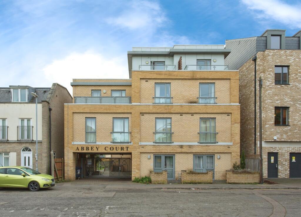 Flat Abbey Street in Cambridge