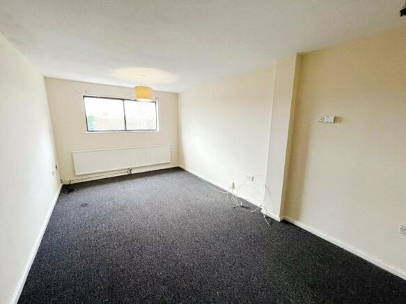 Flat Beaulieu Close in Swindon